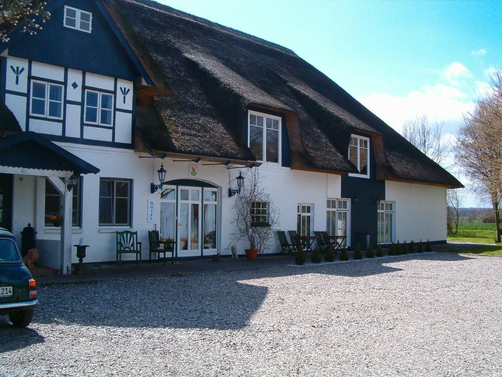 Landhotel Teichwiesenhof, Bed&Breakfast Oldenburg in Holstein Exterior photo